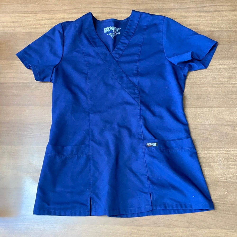 Greys Anatomy scrub top